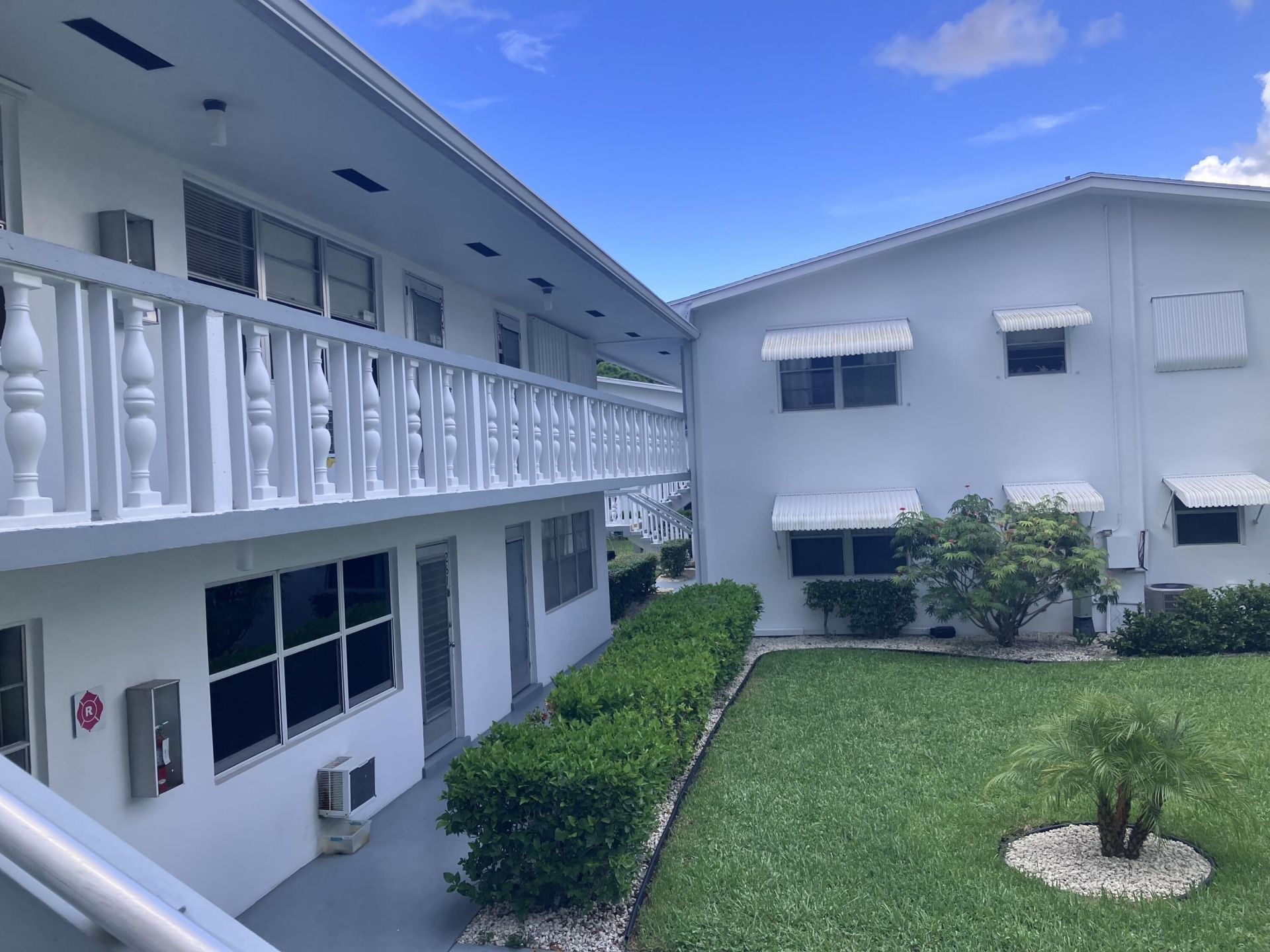 275 Windsor L, West Palm Beach, FL 33417 Photo