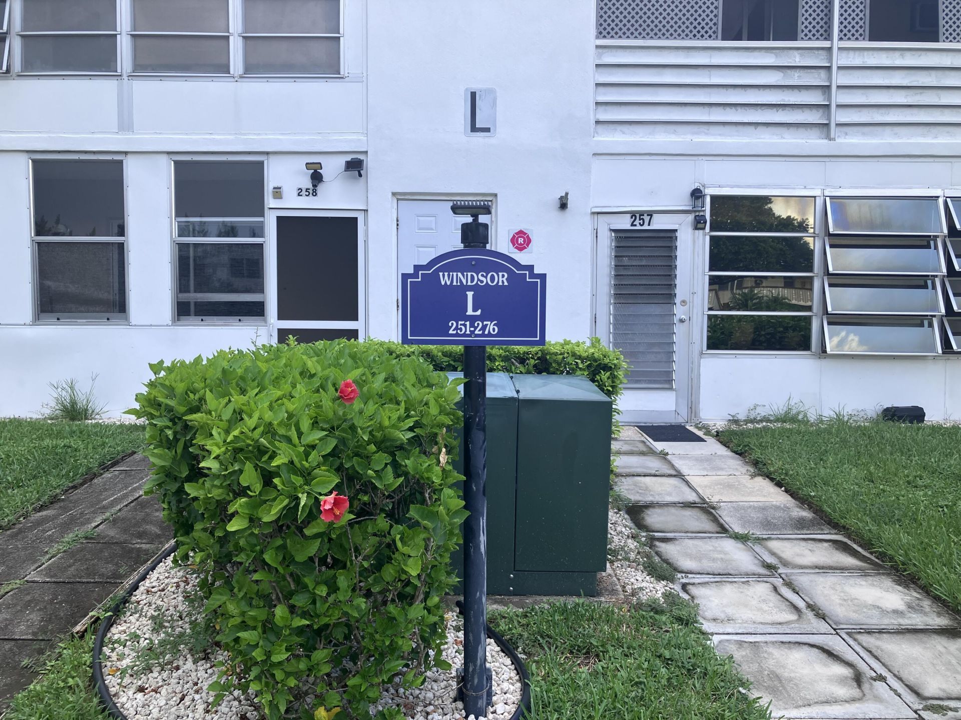 275 Windsor L, West Palm Beach, FL 33417 Photo