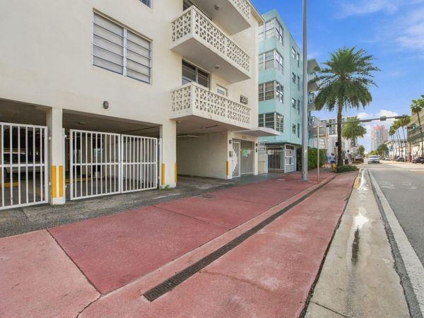 713 COLLINS Avenue, Unit 39, Miami Beach, FL 33139