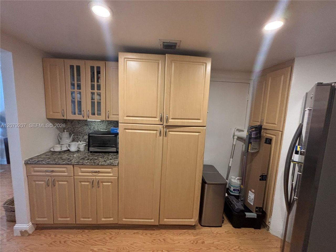 999 Brickell Bay Dr, Unit 1105, Miami, FL 33131 Photo