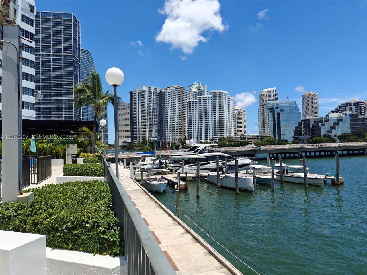 999 Brickell Bay Dr, Unit 1105, Miami, FL 33131 Photo