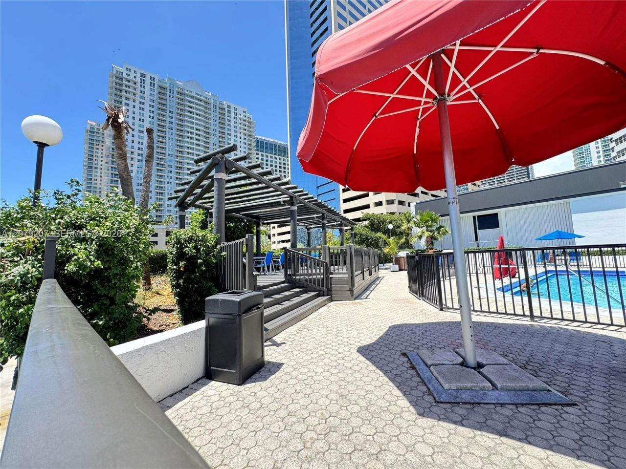 999 Brickell Bay Dr, Unit 1105, Miami, FL 33131 Photo