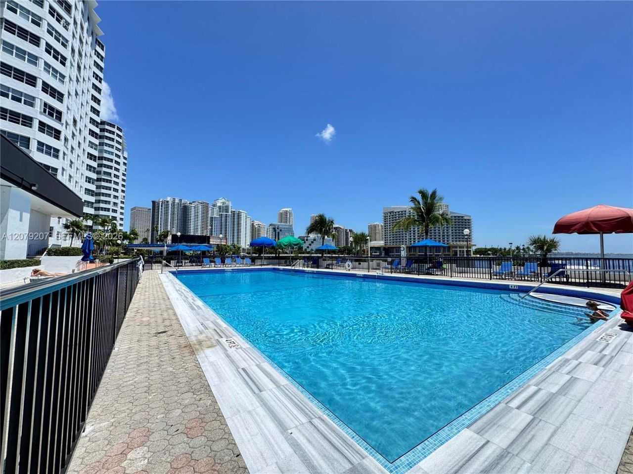 999 Brickell Bay Dr, Unit 1105, Miami, FL 33131 Photo