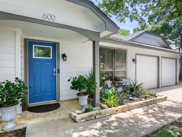 600 Live Oak DR, Cedar Park, TX 78613