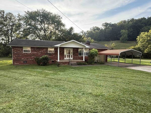 70 Pamela Drive, Huntington, WV 25704