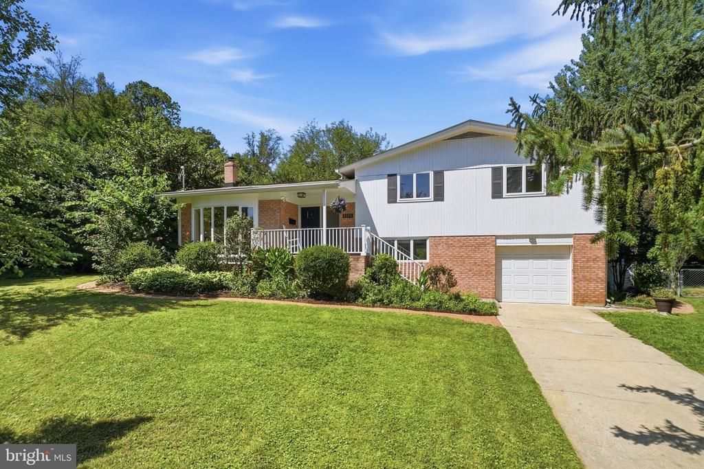 6505 FRIARS COURT, BETHESDA, MD 20817