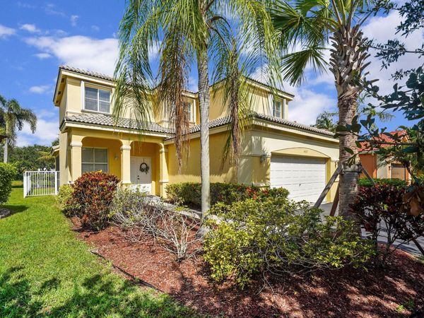 1457 BANYAN Way, Weston, FL 33327