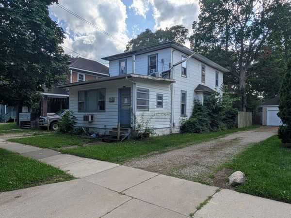 934 Osborne Street, Kalamazoo, MI 49001