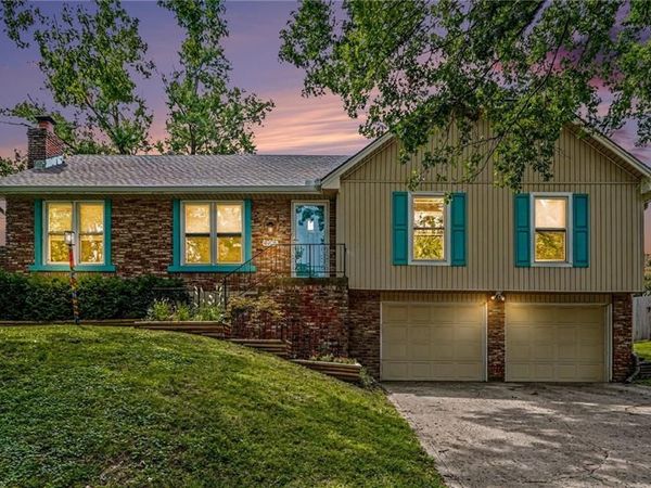 4905 NW 67th Street, Kansas City, MO 64151