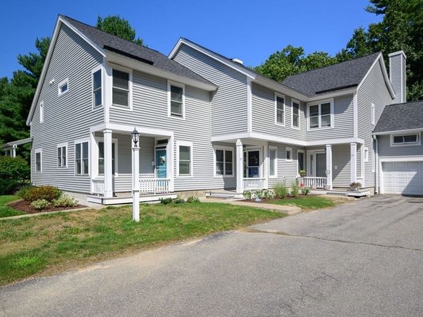 17 Walnut Court, Unit 17, Rockland, MA 02370