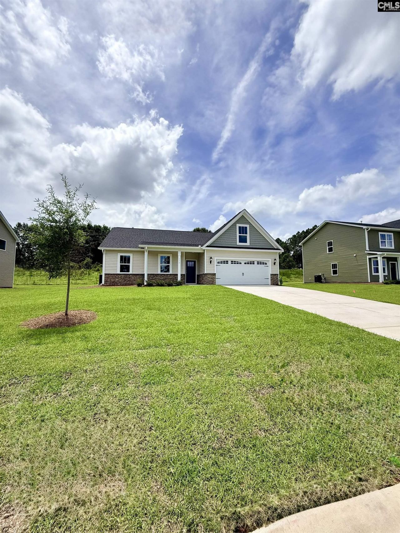 179 Andover Way  Photo 4