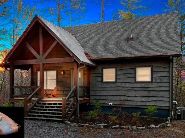 345 Deer Trail , Mineral Bluff, GA 30559