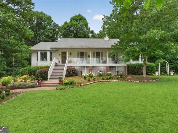 5868 Bridgemont Place NW, Acworth, GA 30101