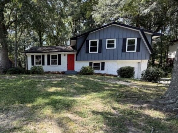 220 Hurst Point, Atlanta, GA 30349