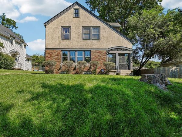 207 Aberdeen Drive, Middletown, OH 45042