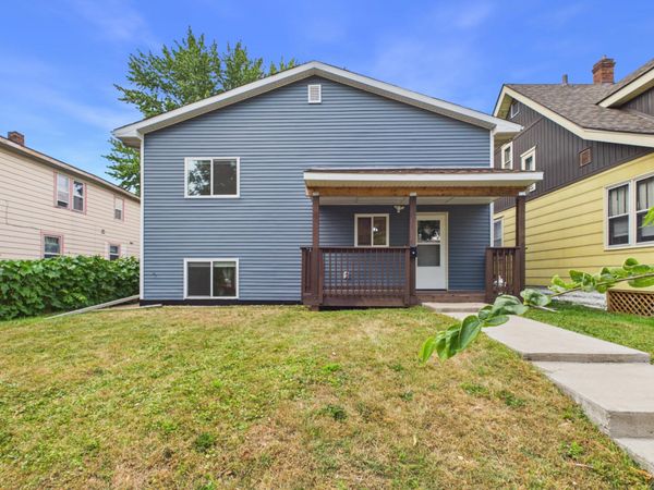 983 Cook Avenue E, Saint Paul, MN 55106