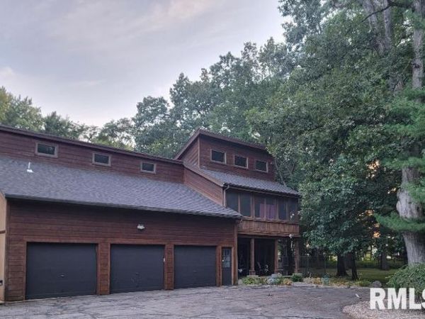 1330 S Shumway Street, Taylorville, IL 62568