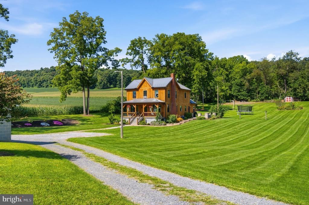 223 ROSSER ROAD, WILLIAMSBURG, PA 16693