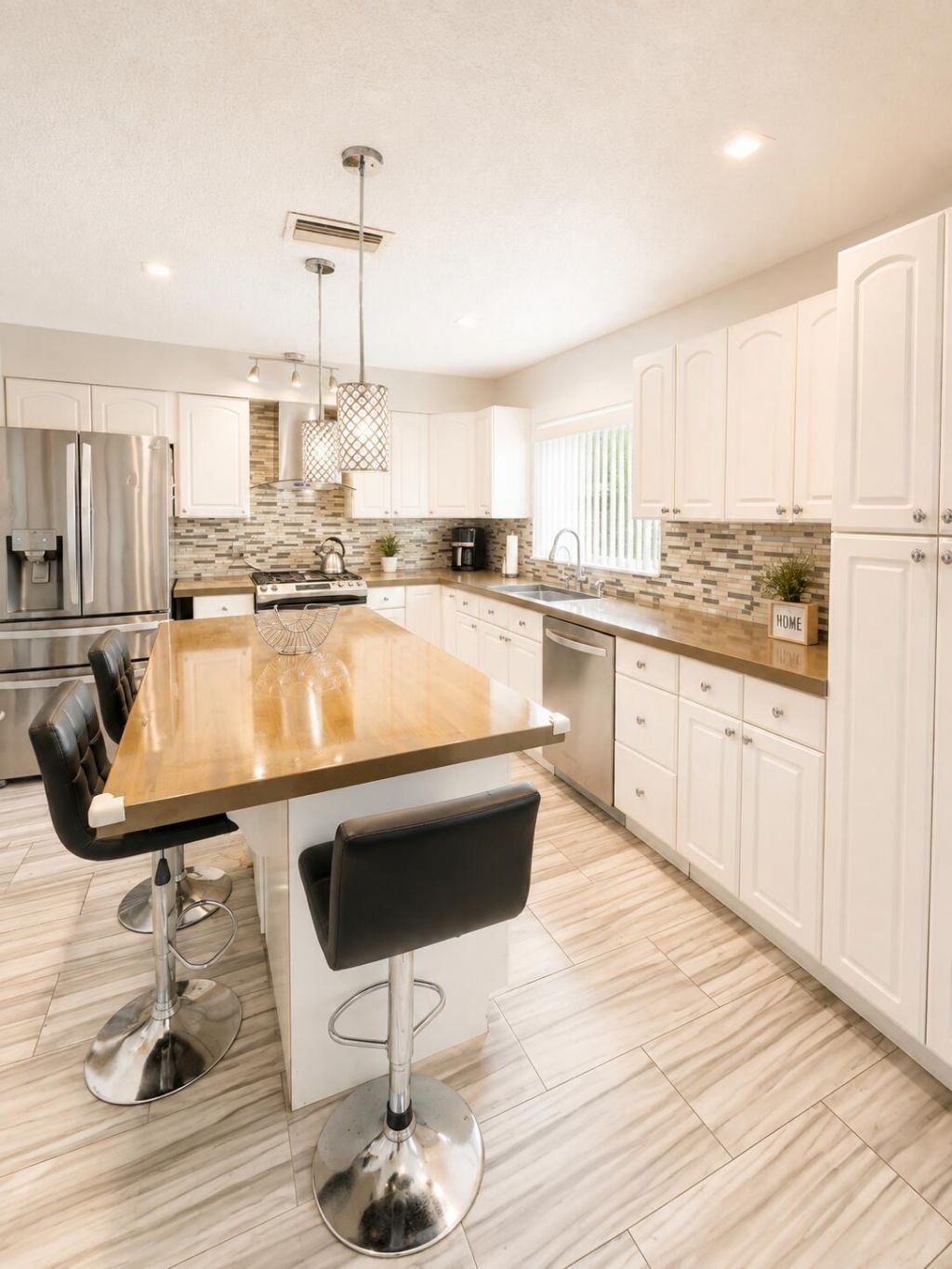 10720 NW 26th Place, Sunrise, FL 33322 Photo
