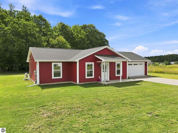 2177 Pebblebrook Drive, Kingsley, MI 49649