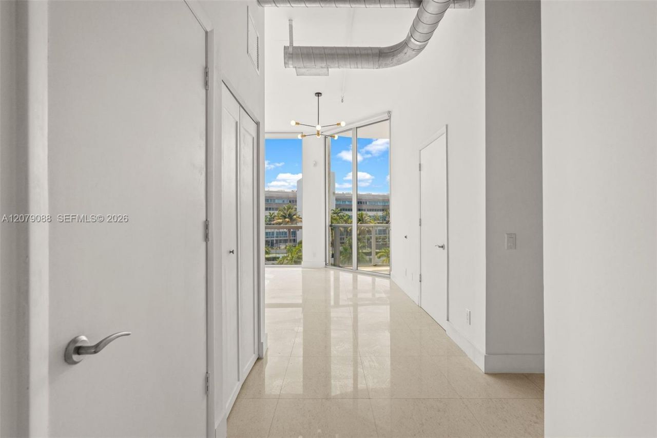 3029 NE 188th St, Unit 618, Aventura, FL 33180 Photo