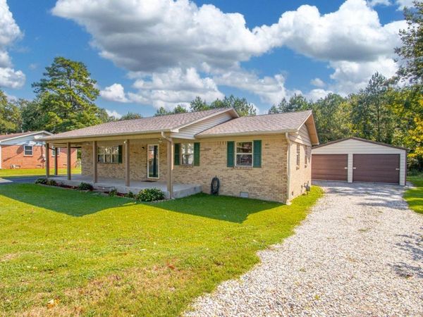 1313 Bayer Street, Malvern, AR 72104