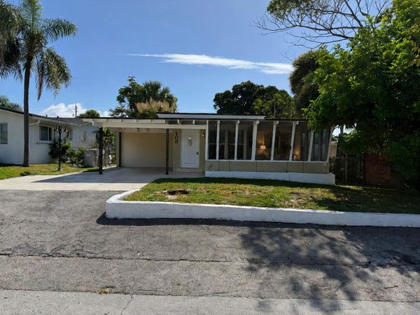 108 SE 10th Avenue, Unit Front, Pompano Beach, FL 33060