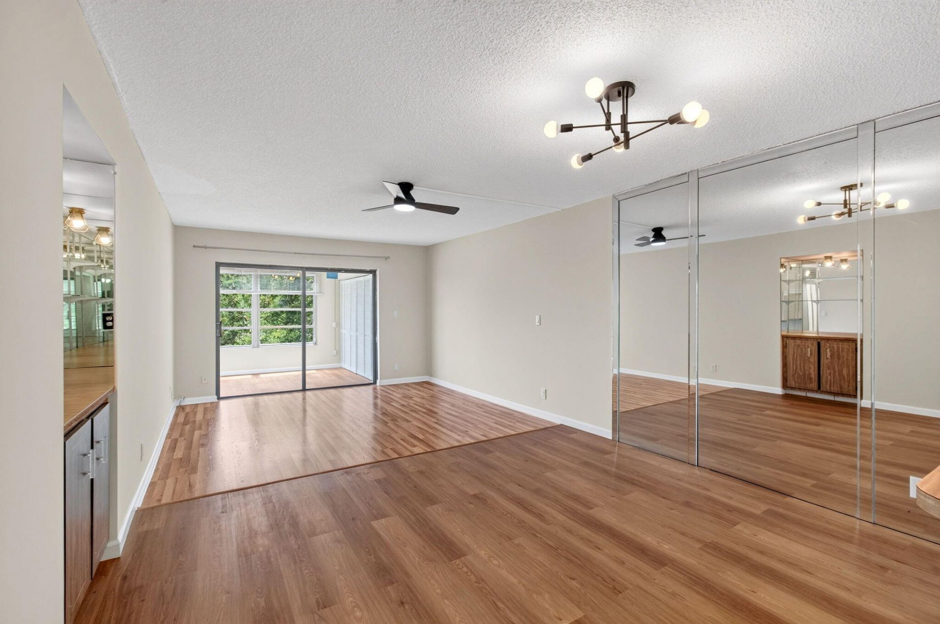 9440 SW 8th Street, Unit 401, Boca Raton, FL 33428 Photo