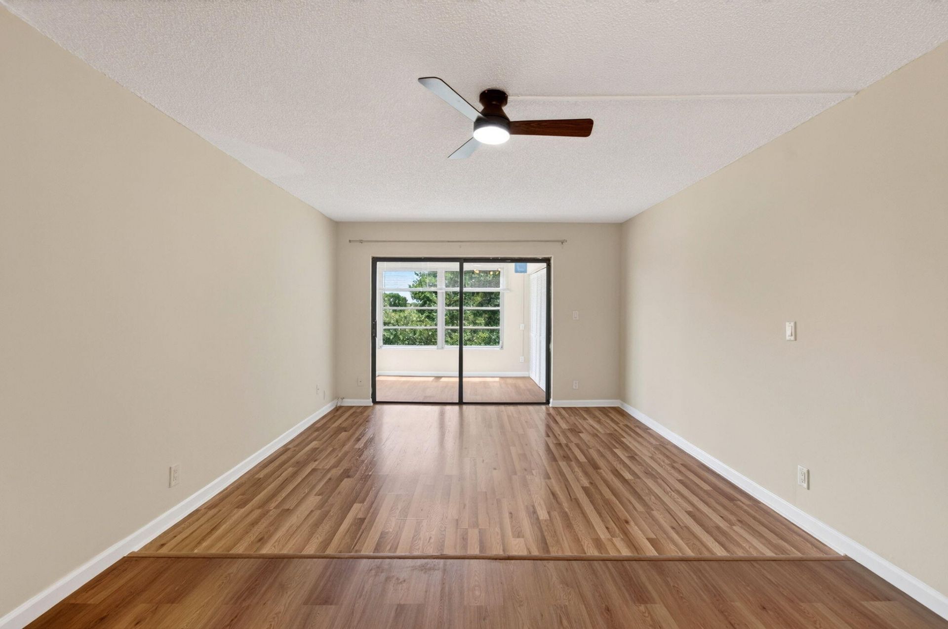 9440 SW 8th Street, Unit 401, Boca Raton, FL 33428 Photo
