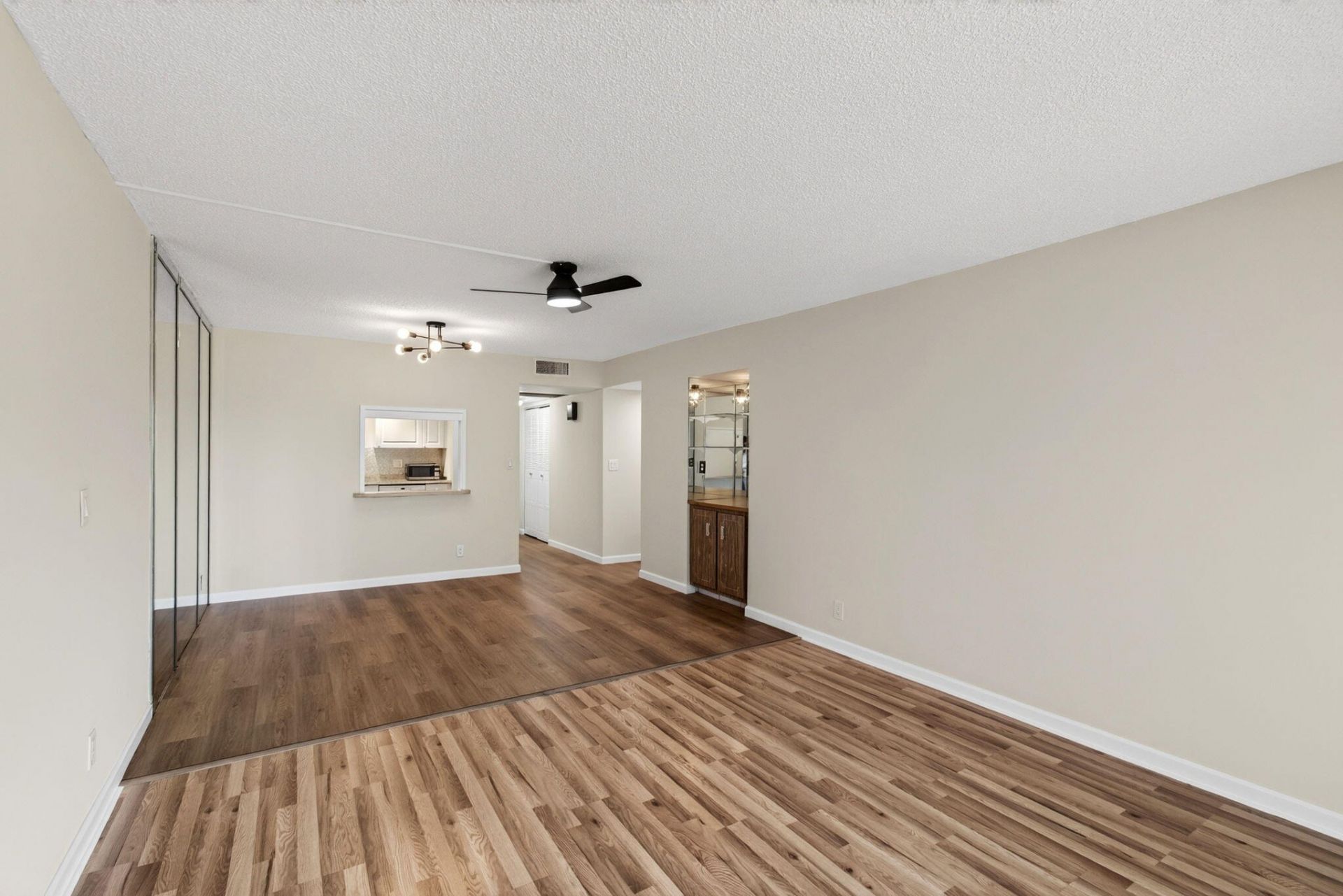 9440 SW 8th Street, Unit 401, Boca Raton, FL 33428 Photo