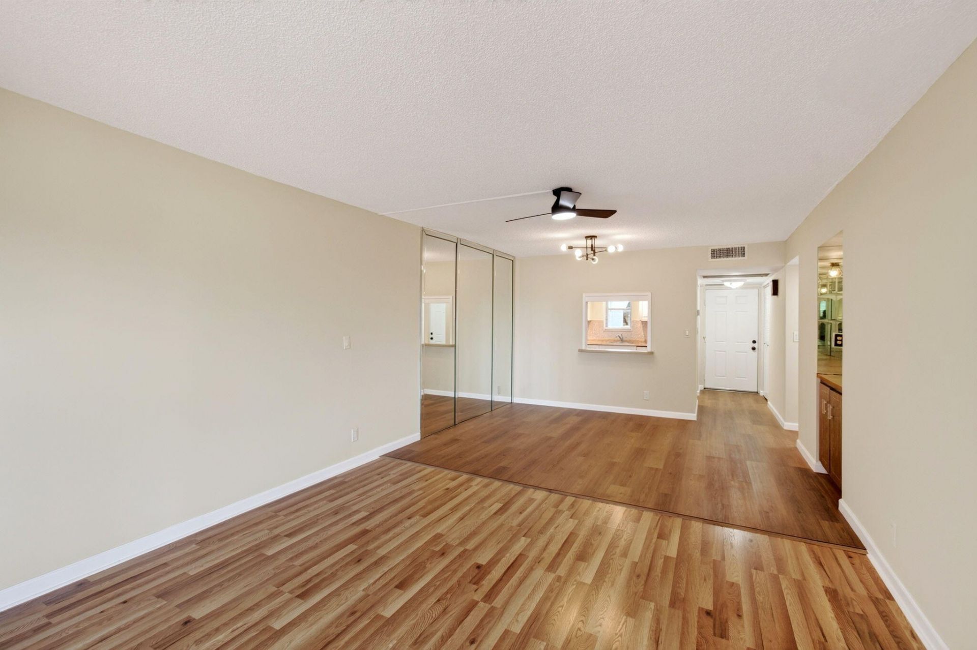 9440 SW 8th Street, Unit 401, Boca Raton, FL 33428 Photo