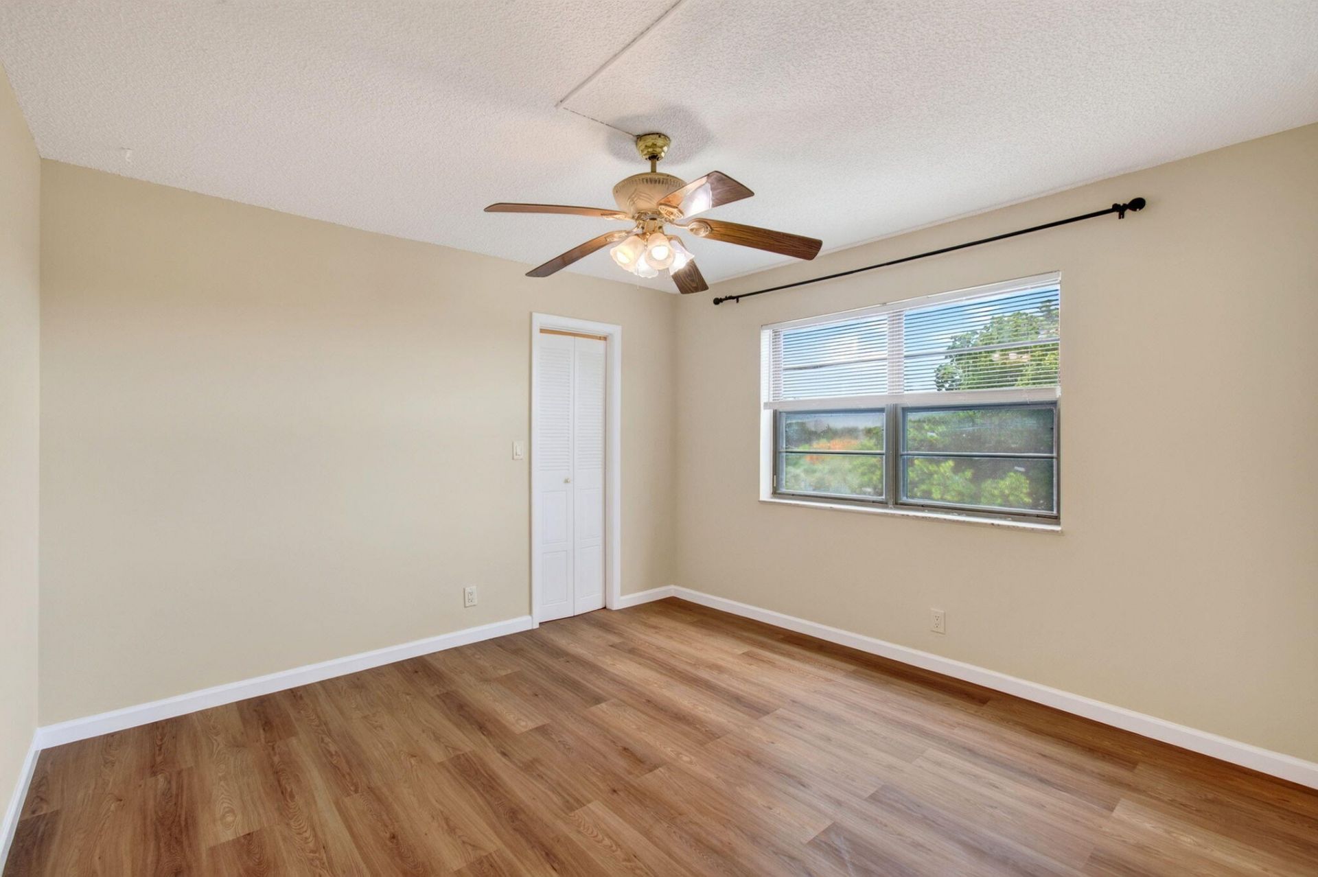 9440 SW 8th Street, Unit 401, Boca Raton, FL 33428 Photo
