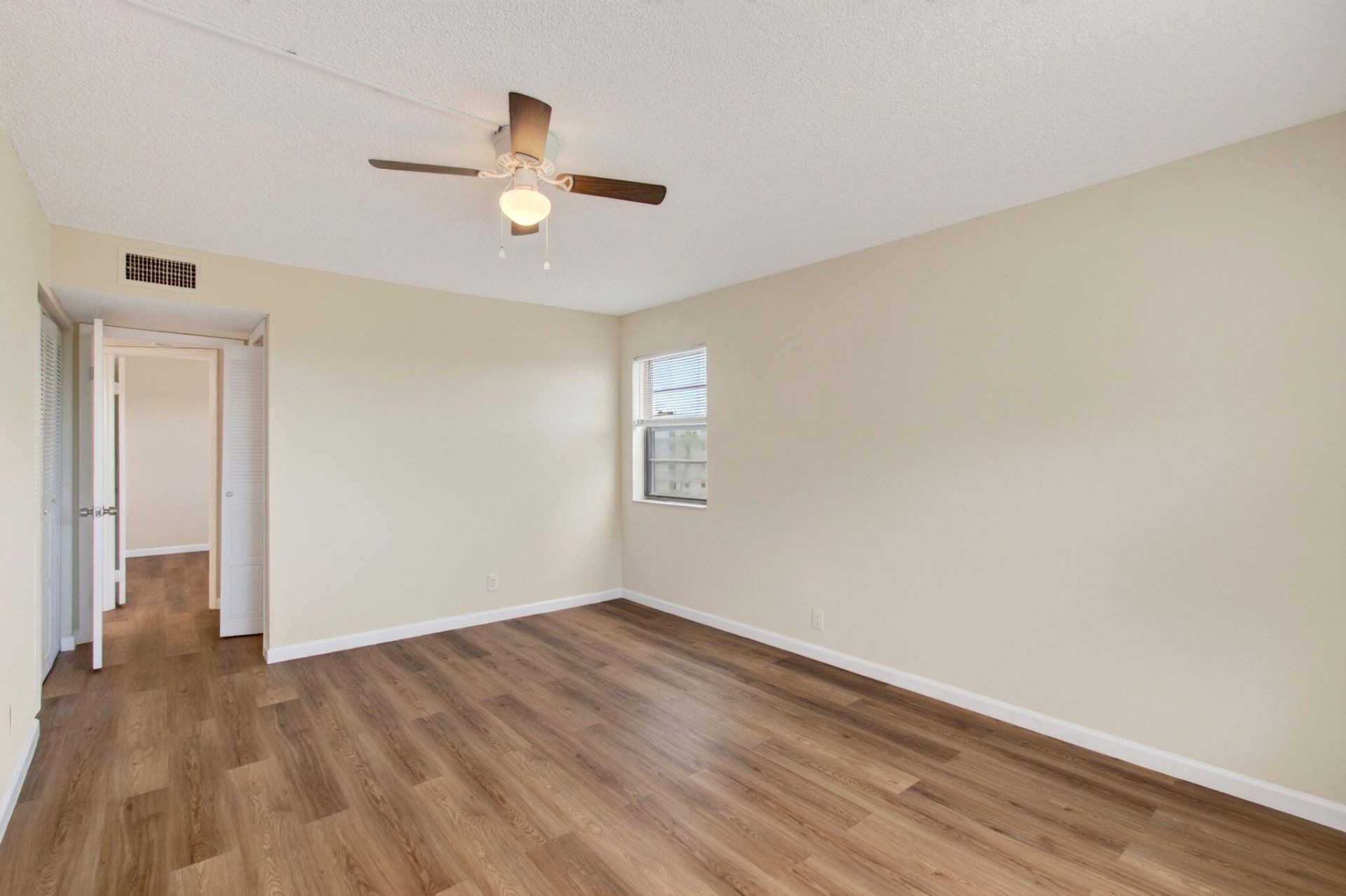 9440 SW 8th Street, Unit 401, Boca Raton, FL 33428 Photo