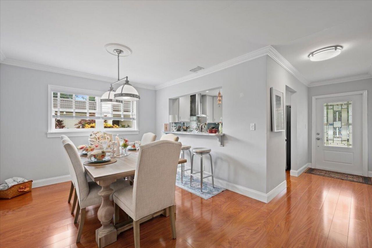 206 Lake Susan Lane, West Palm Beach, FL 33411 Photo