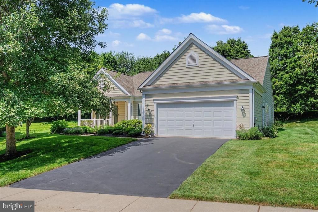 105 DYLAN CIRCLE , AVONDALE, PA 19311