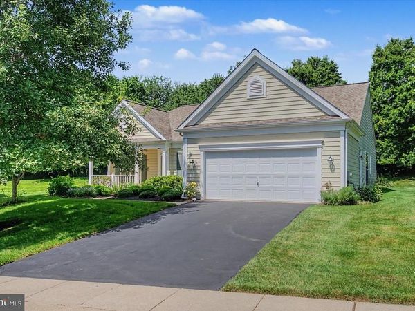 105 DYLAN CIRCLE, AVONDALE, PA 19311