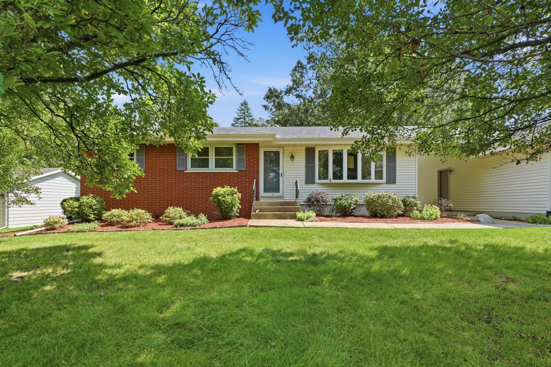 8041 Rhode Court, Dyer, IN 46311 Main Photo