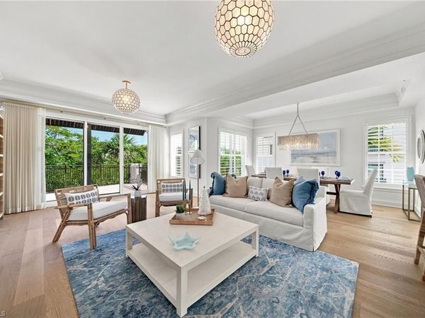 411 6th ST S, Unit 301, NAPLES, FL 34102