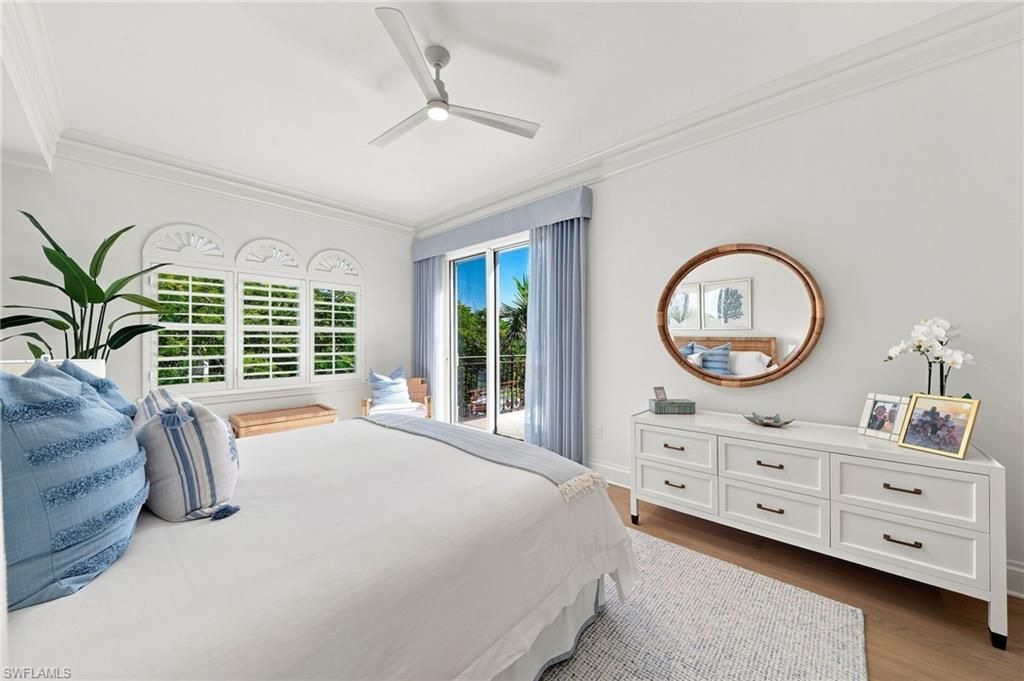 411 6th St S, Unit 301, Naples, FL 34102 Photo