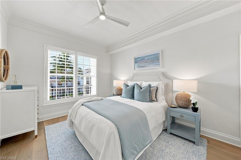 411 6th St S, Unit 301, Naples, FL 34102 Photo