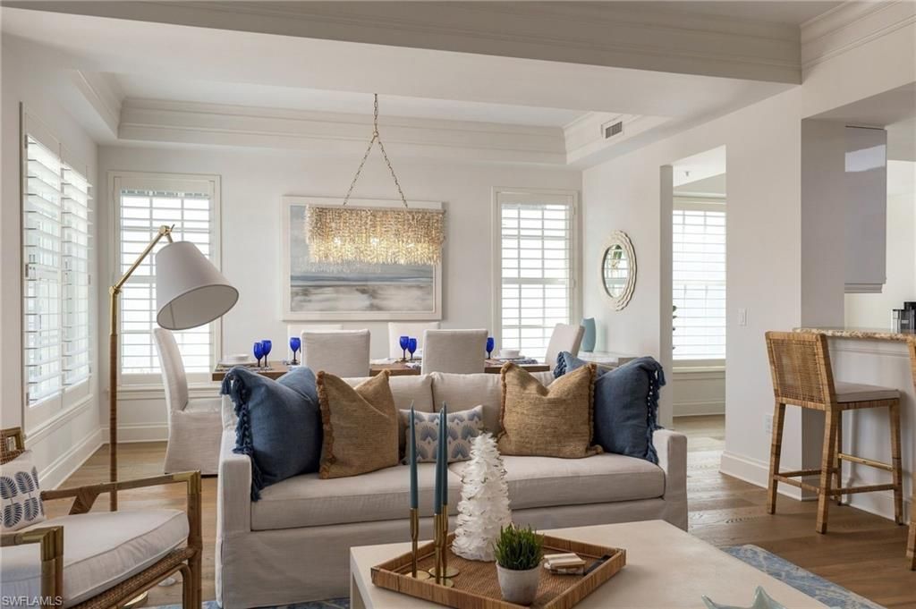 411 6th St S, Unit 301, Naples, FL 34102 Photo