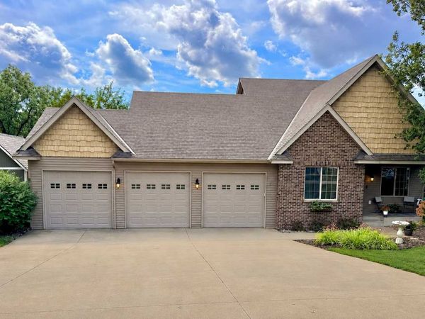 106 Ridge Road , New London, MN 56273
