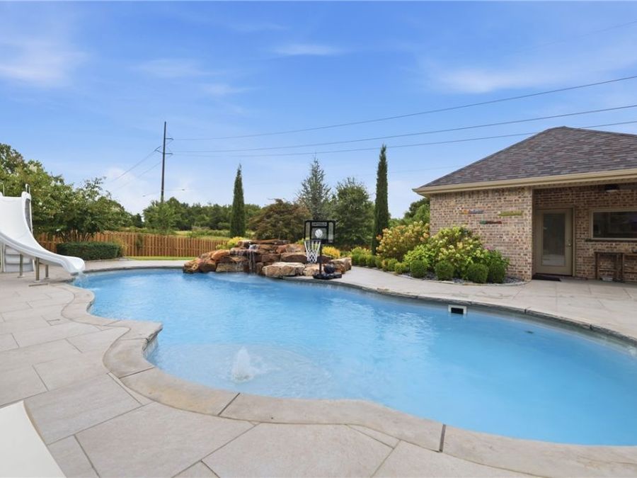 Property Image 43