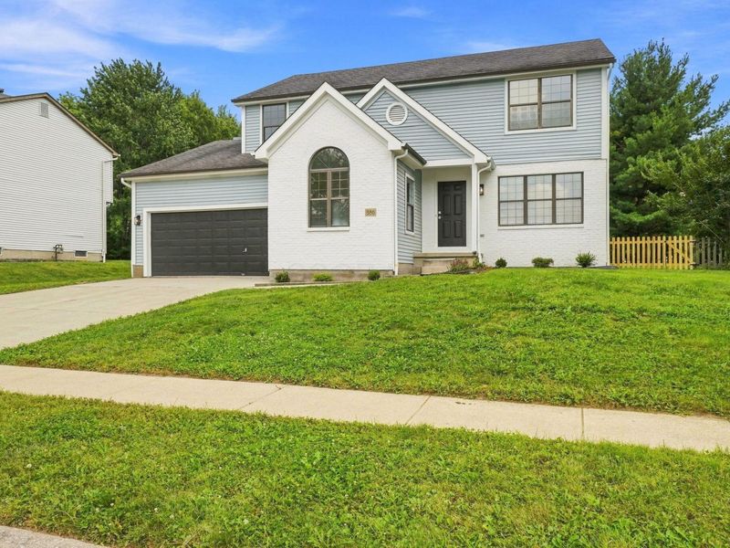 380 Shady Spring Drive, Columbus, OH 43230 Photo 2