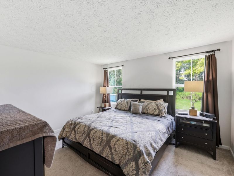215 S Tuttle Road, Springfield, OH 45505 Photo 7
