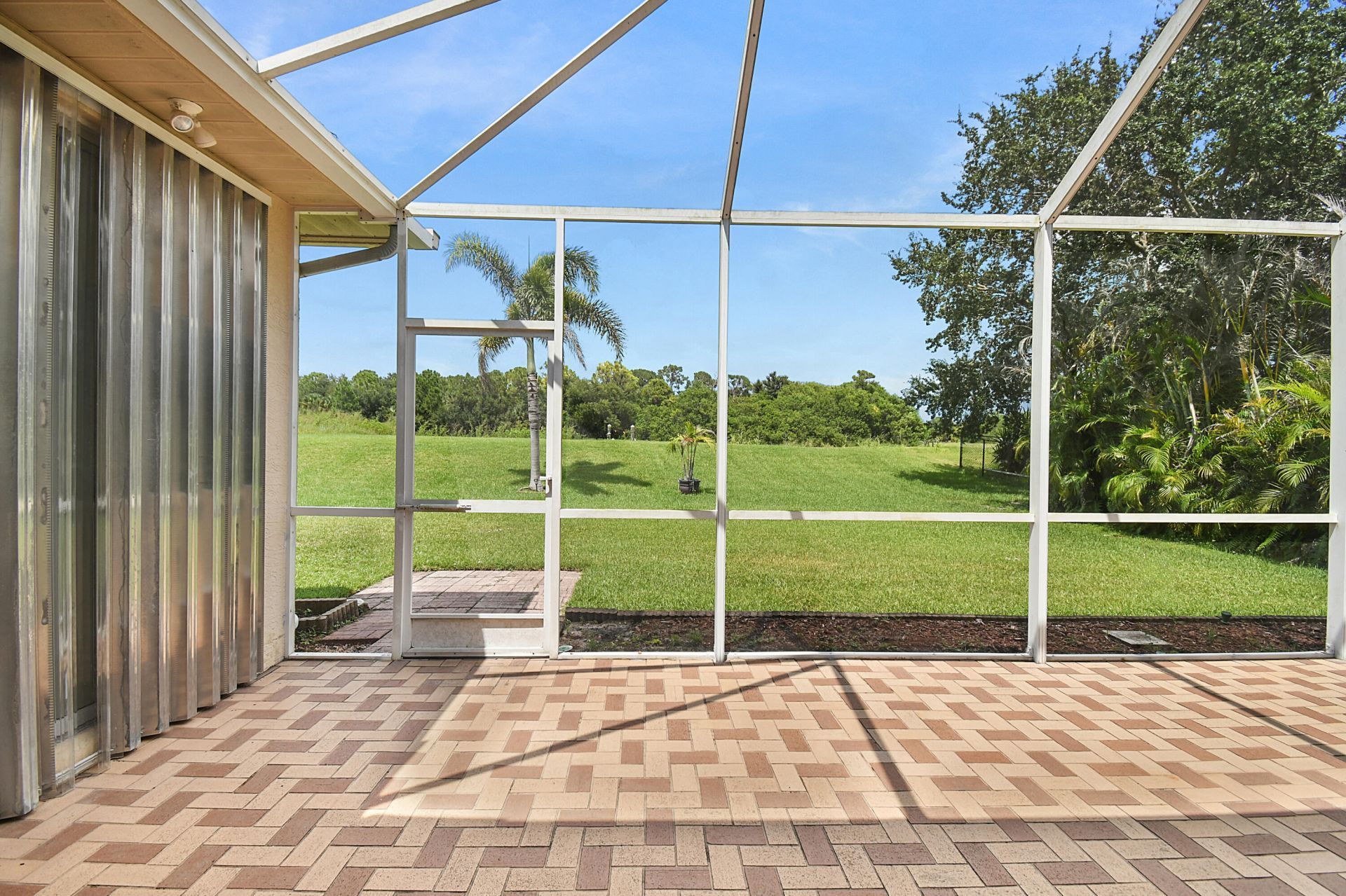1879 SW Import Drive, Port Saint Lucie, FL 34953 Photo