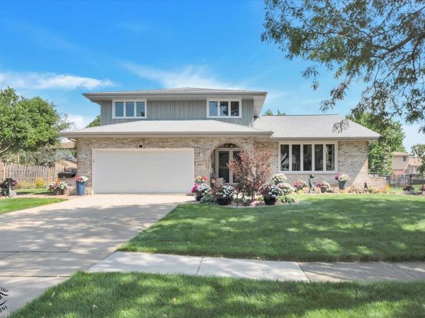 18817 Creekview Lane , Mokena, IL 60448
