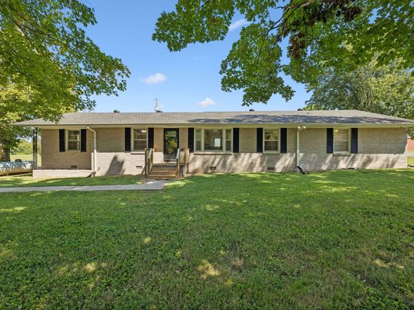 390 Rankin Rd, Castalian Springs, TN 37031