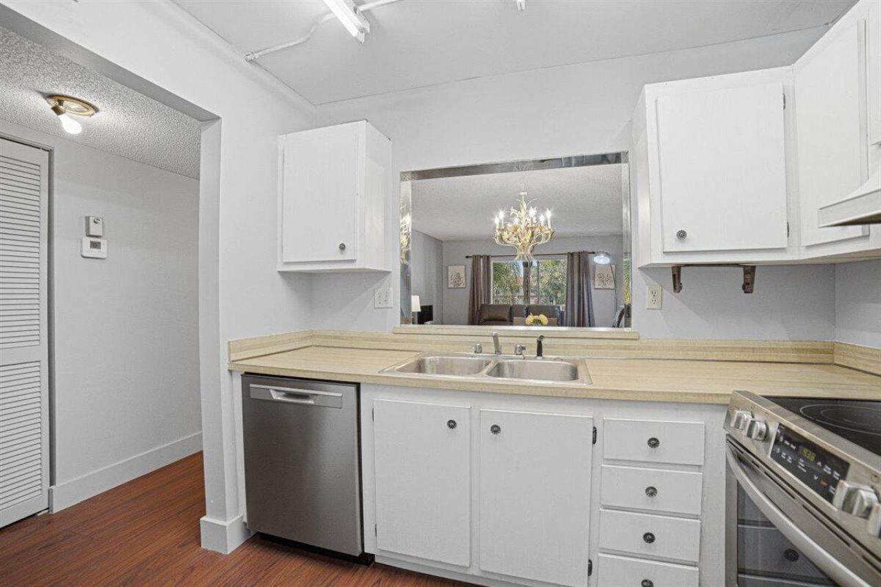 4151 NW 90th Avenue, Unit 207, Coral Springs, FL 33065 Photo