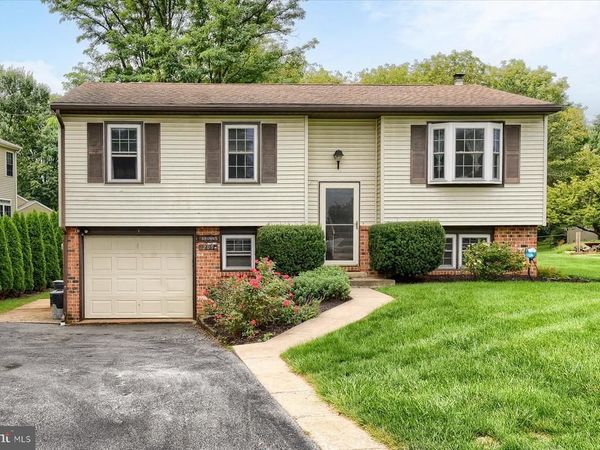 205 S LONG STREET, ANNVILLE, PA 17003